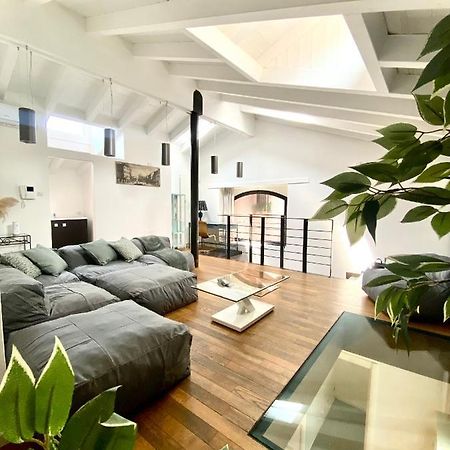 Luxury Industrial Apt Vicino Al Centro Con Garage Brescia Exterior foto