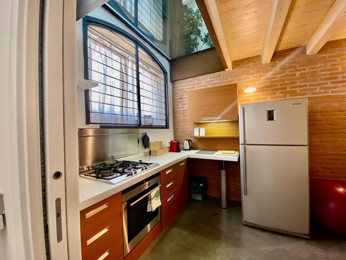 Luxury Industrial Apt Vicino Al Centro Con Garage Brescia Exterior foto