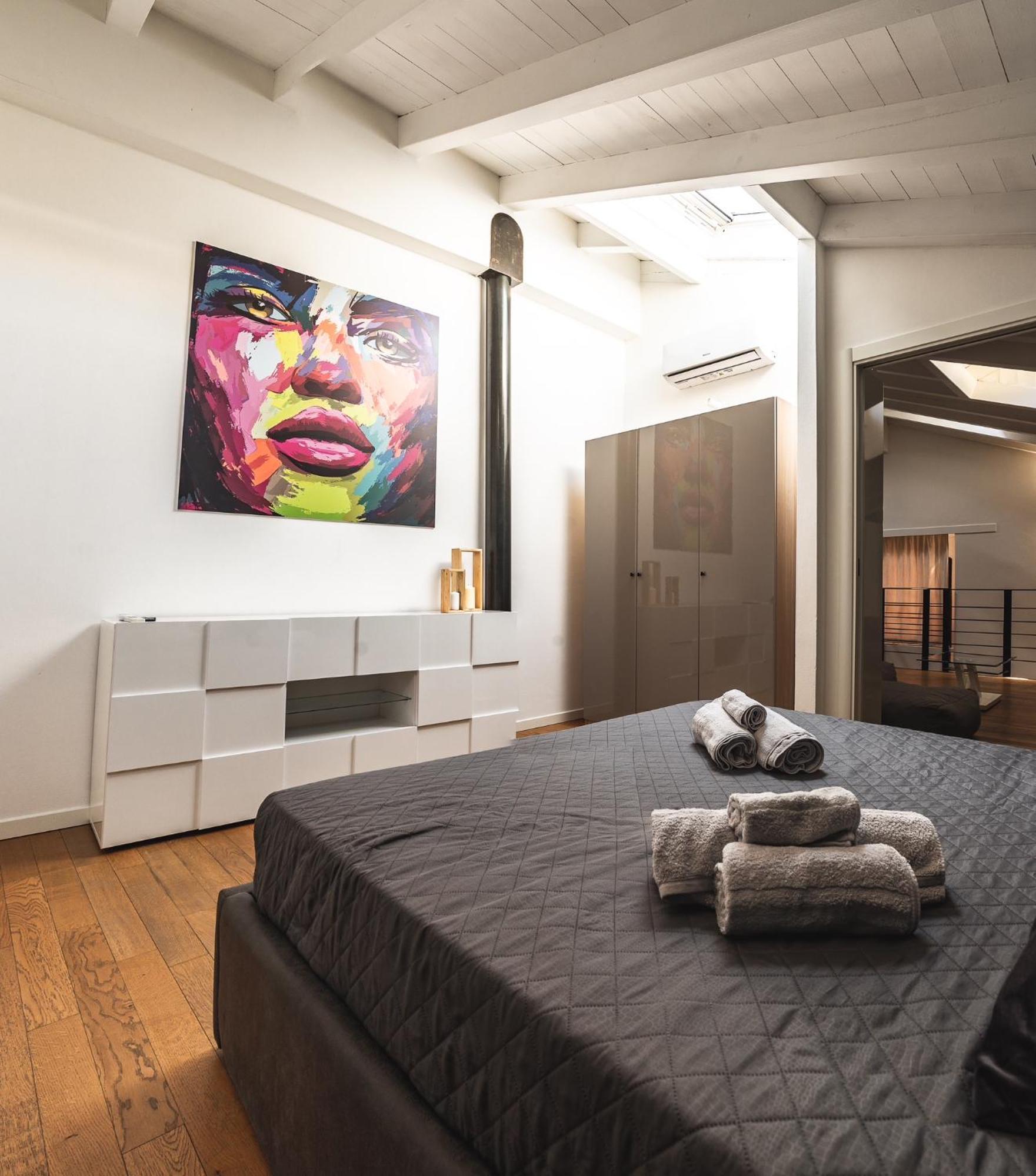 Luxury Industrial Apt Vicino Al Centro Con Garage Brescia Exterior foto
